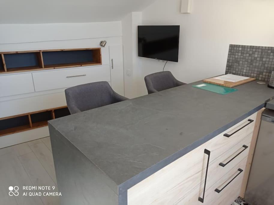 Avignon Hyper Centre:Studio Cosy Et Calme المظهر الخارجي الصورة